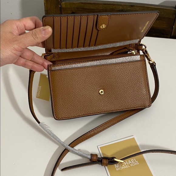 Michael Kors Tan Leather Crossbody Bag - Picture 3 of 12